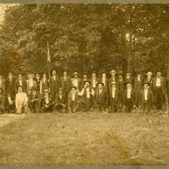 Photograph of Confederate veterans reunion at Shiloh